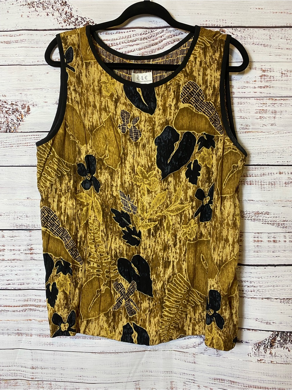 Cricket Lane Collection Gold Floral Velvet-Print Tank with Black Trim